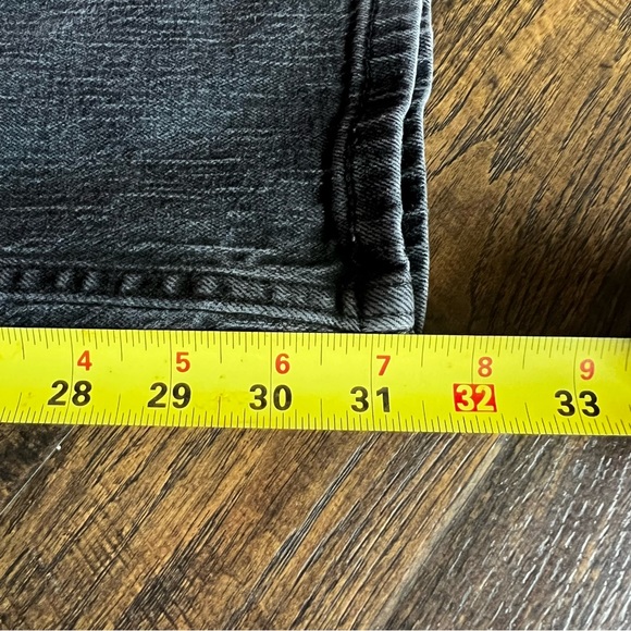 Levi’s 514 Faded Black Jeans - ACTUAL measurements 36x31 - Picture 6 of 8